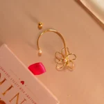 golden-pearl-flower-ear-cuff